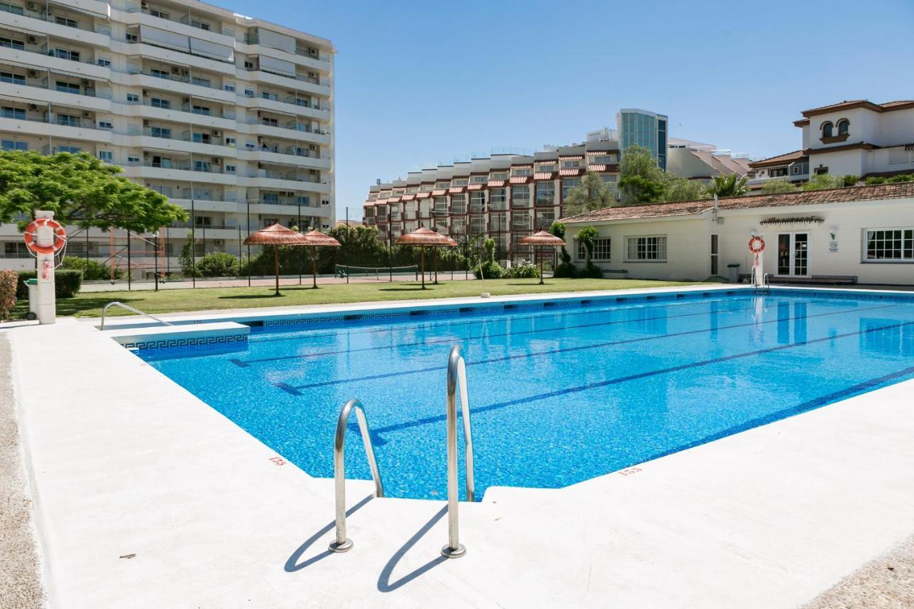 Malagadevacaciones - La Carihuela Palace Torremolinos Exterior photo